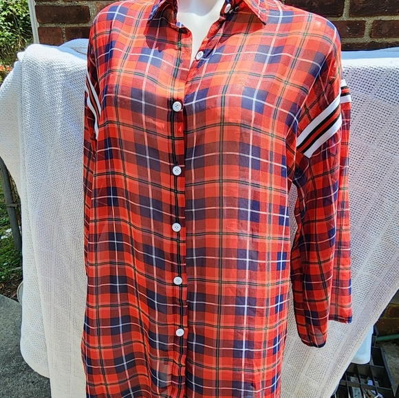 Oversized Sheer Plaid Graphic button down M-XXL..Likely vintage - Picture 5 of 13